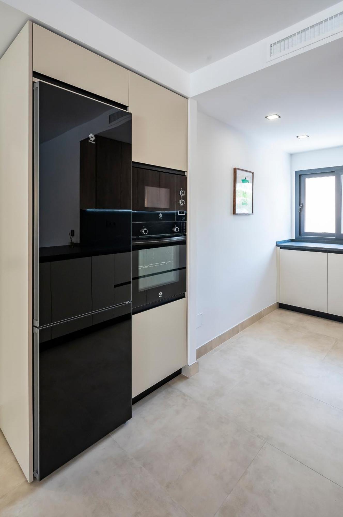 Spacious And Bright 3br House In Great Location Marbella