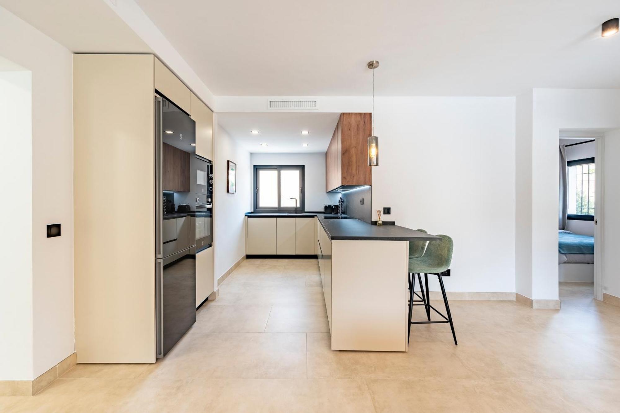 Spacious And Bright 3br House In Great Location Marbella